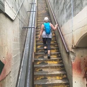 Meet your Posher, Laurena